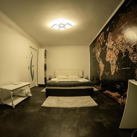Studio Six Continents Петрошань Екстер'єр фото