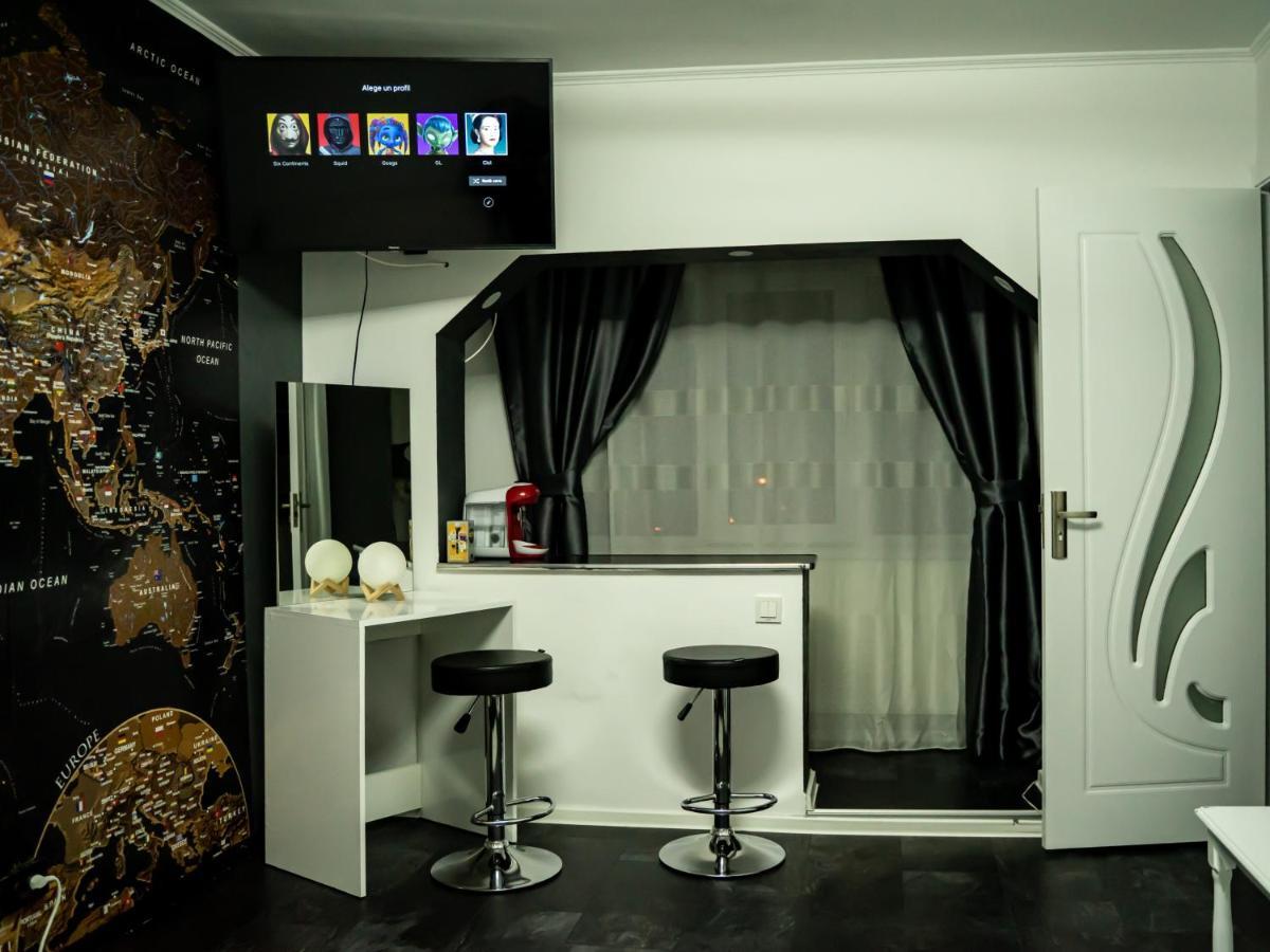 Studio Six Continents Петрошань Екстер'єр фото